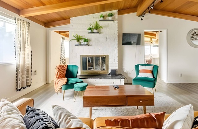 Serene Retreat by SeaTacAirport 8BR+5BTH