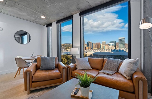 8th fl. Amazing views! Lux design! Pool/gym/Pkg!