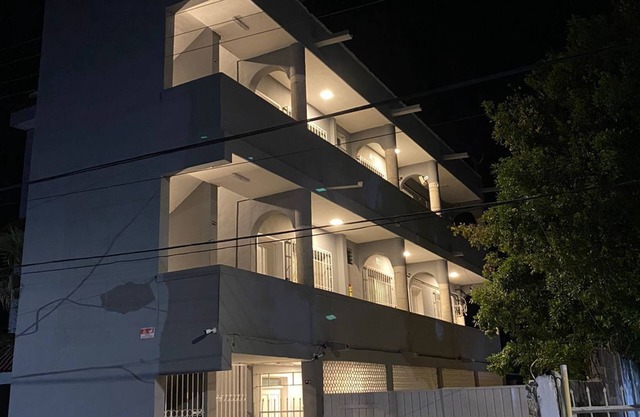 8th Street Suites