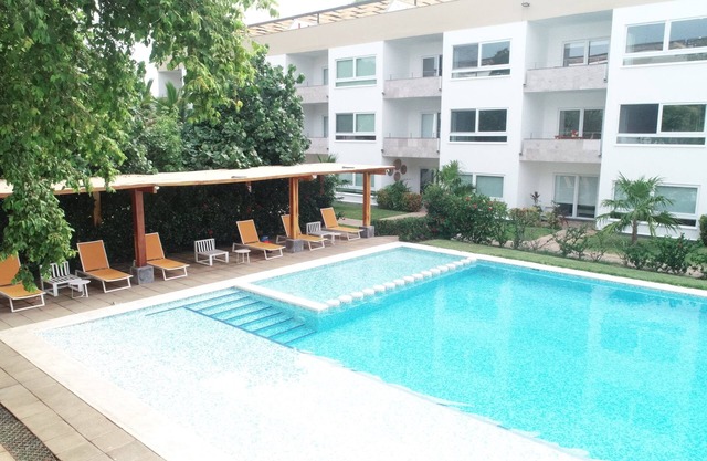 9 Bahias Condos