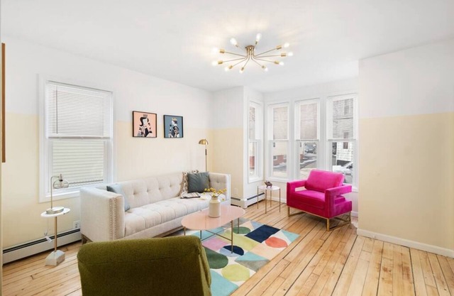 ★9-Bedrooms★ Modern & Stylish Stay for Big Grps!