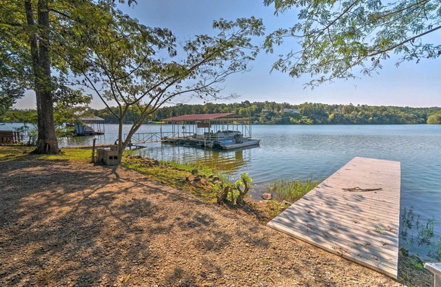 NEU! Waterfront Home w / Dock - 8. 8Mi zu den heißen Quellen