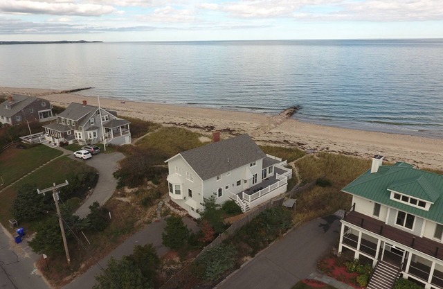 93 Phillips Rd SD246