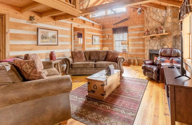 $99 June Mid-Week SALE! Pets+HotTub+New BATH+Cabin-Hoots