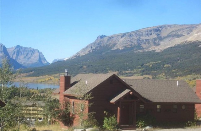 Sinopah Cottage # 331