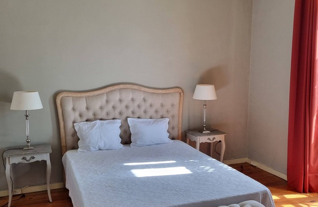 A 2 Minutos da Praia de Matosinhos! Casa Familiar Cheia de História e Charme!