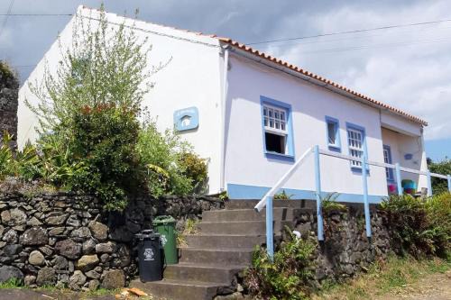 A Barraka: your cozy house in Flores!