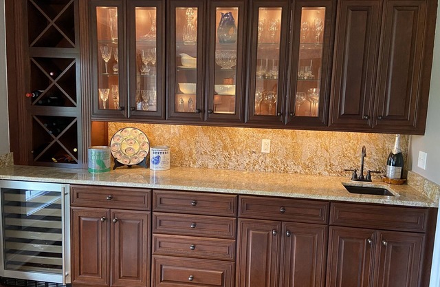 A Beautiful Waterfront Retreat for Family Gatherings!