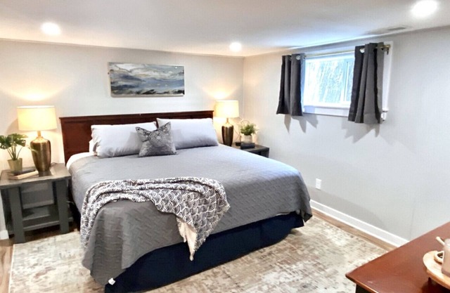 A beautifully renovated 2 bedroom apartment with spacious King Beds