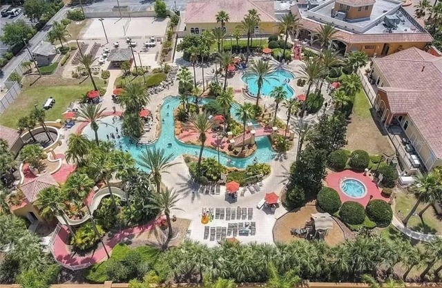 A beautifully themed flip flop suite
