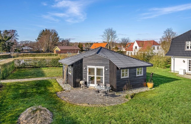1 Zimmer Unterkunft in Asaa