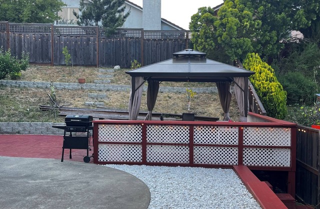 A comfortable and calming space to relax and recharge with family.