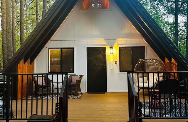 A Cozy Cabin in Pinetop- no fires during fire season
