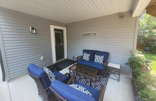 A Cozy Family get away suite in South Nanaimo