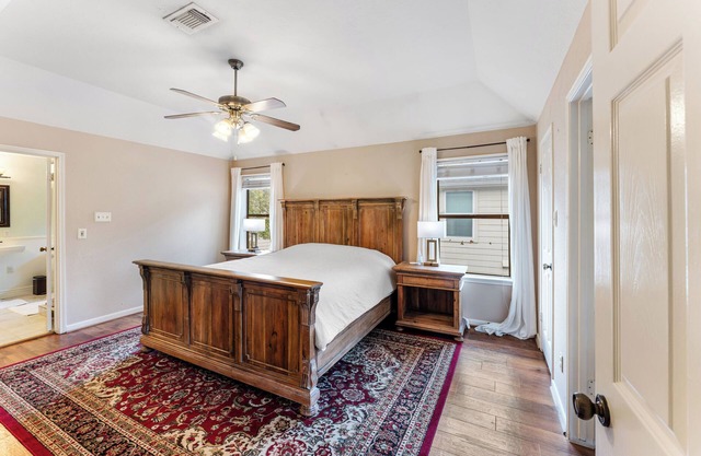 A Cozy Home for Families & Professionals: Comfort and an Ideal Location in Katy
