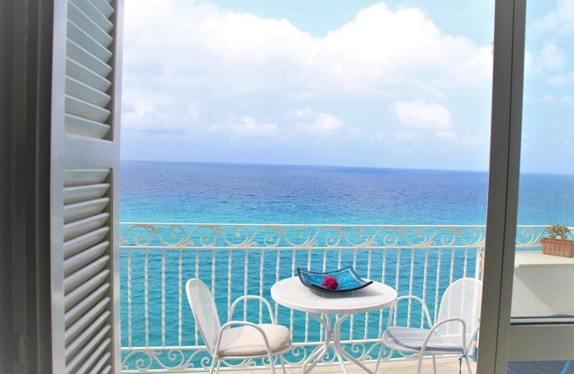 Ein Diamant mit Blick auf das Meer!