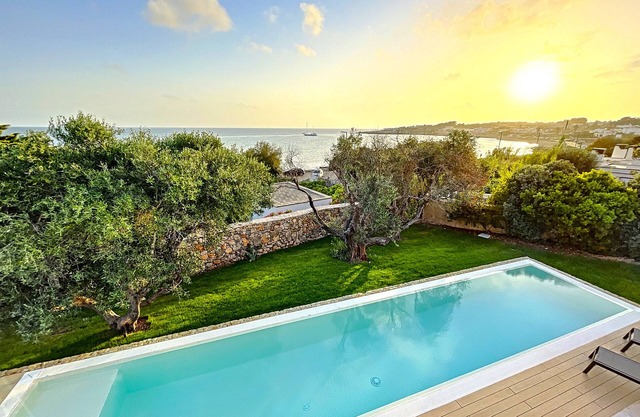 5*-Villa in Traumlage am Strand mit Pool+Whirlpool