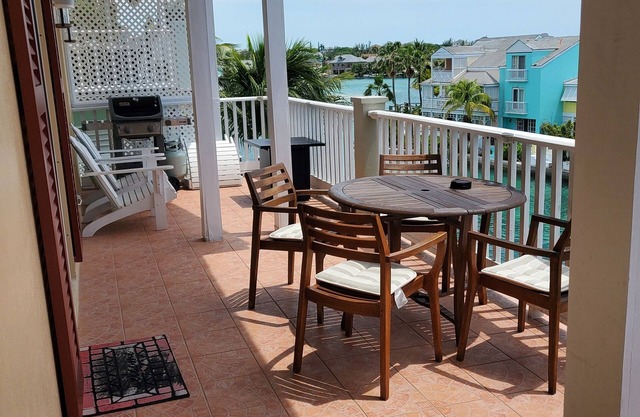 A Dream Come True! Ocean view, Beach access, Beautiful Sunsets!
