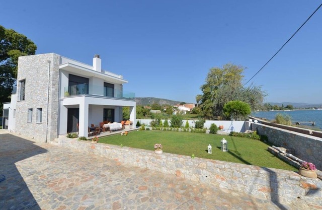 Eine familienfreundliche Villa mit Meerblick. Radfahren Walking Schwimmen Angeln Birdwatcing