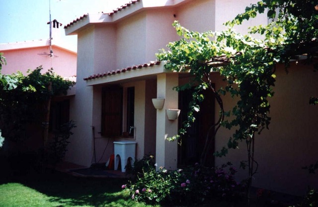 Villa mit Garten, maximal 5 Minuten vom Strand entfernt, ideal für Familien