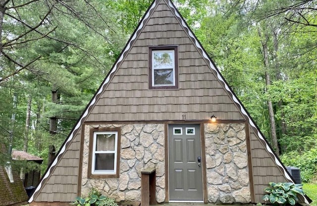 A-Frame # 11 | Hocking Hills