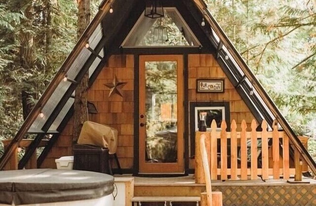 A-Frame Away on the Olympic Peninsula w/Hot Tub!