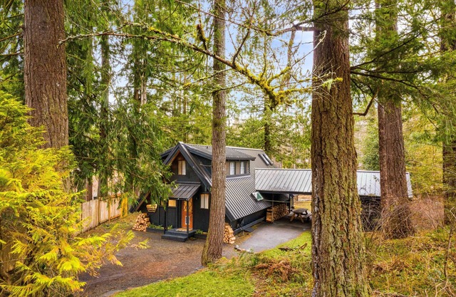 A-Frame Cabin near Seattle on the River w/Hot Tub