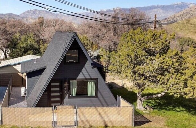 A-Frame Home Nature View Mins To lake Isabella