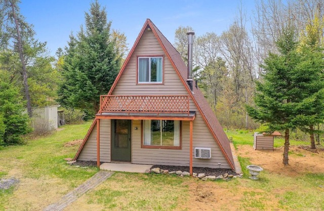 A-Frame, Mid-Century Mod Design In The Woods!🌲🏘️