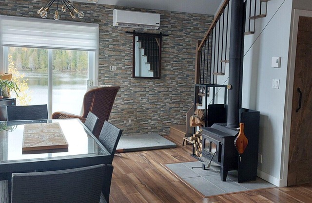 A getaway on the shores of Lac-Chaud, 15 minutes from Rimouski