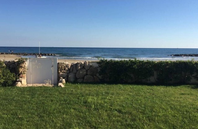 Ein schönes Haus direkt am Strand von San Felice Circeo für 4-5 Personen