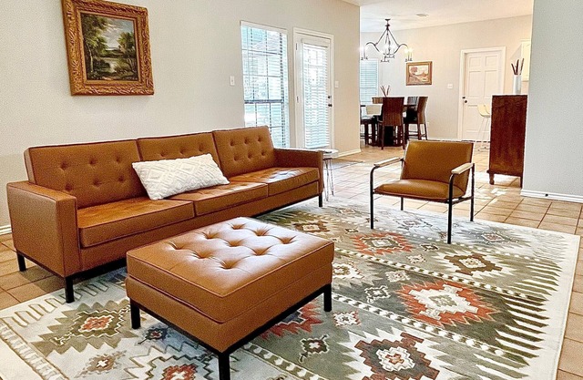 A Hill Country Escape
