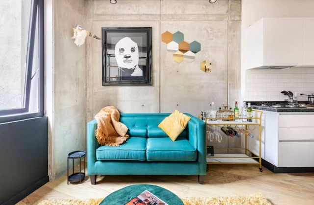 A Hip Modern Gem located in El Centro!
