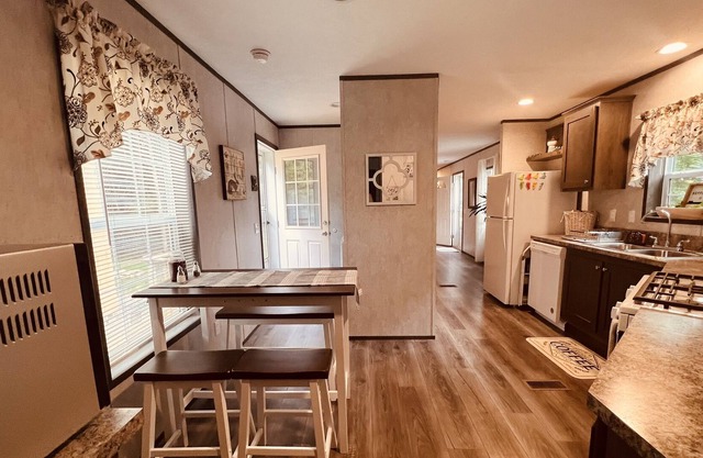 A home retreat in the mountain of Middle Grove, NY just 20 mins from Saratoga