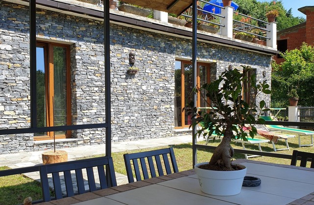 Ein Haus zwischen dem Meer und dem Hügel CITRA 010007-LT-0175
