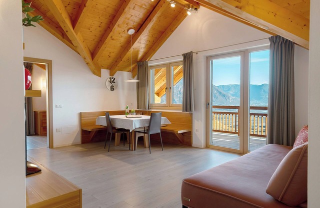 Ferienwohnung 'Egarter Vernatsch' mit Bergblick, Gemeinschaftspool und WLAN