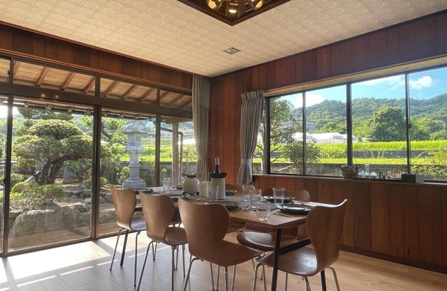 A Japanese garden where you can enjoy nightly illuminations and JAPANDI styles.