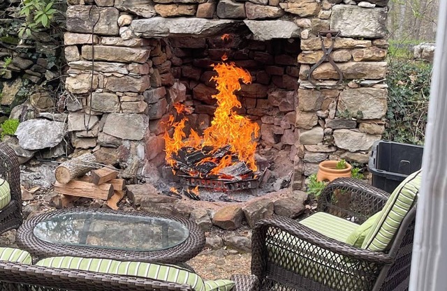A Kentucky Cottage - Charming Cottage One Mile From Mammoth Cave National Park