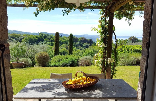 KLEINES PARADIES MIT SEEBLICK!