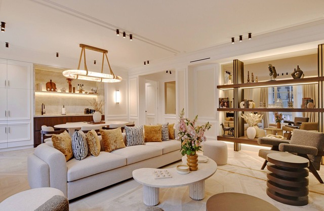 A Luxurious 3-BR/3BA with services in Saint Germain