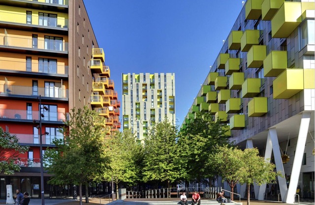 A LUXURY 2 BEDROOM MODERN APARTMENT,A JUST 15 MIN TO TOWER BRIDGE/ CENTRE LONDON