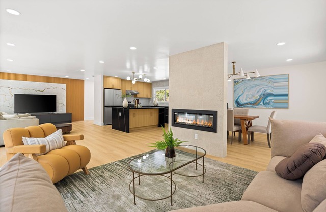 A Modern & Homely 3BR & 2BR