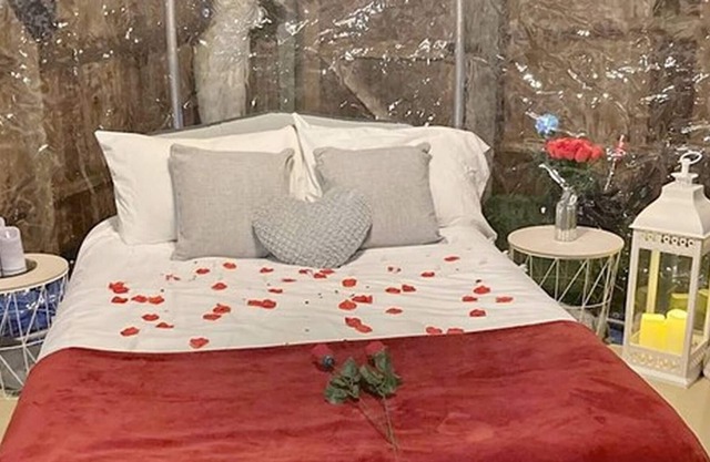 A night under the stars in the convent of the nuns