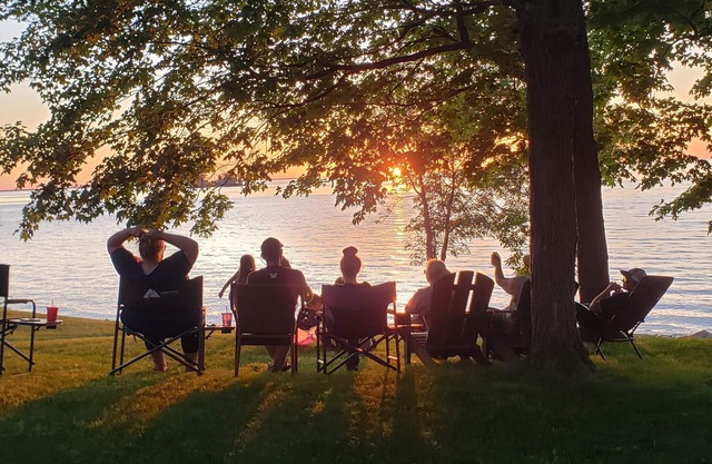 A peaceful lake home on the shoreline of Mille Lacs Lake. Family-friendly
