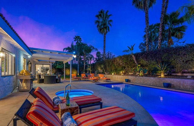 'A Place In The Sun' South Palm Springs, 5 BR, Pool, Spa
