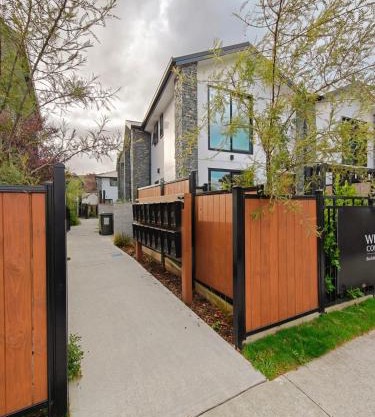 A Quiet Modern and Brand New Gem