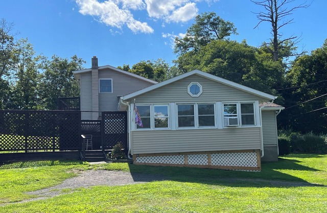‘A Quiet Place’ 3-bedrm house. Mid-Hudson Valley.