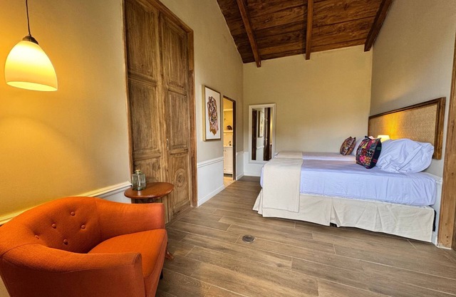 A Refuge of Tradition and Comfort with Panoramic Views
