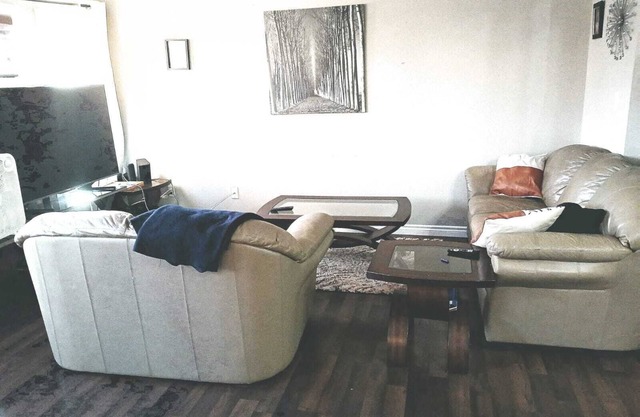 A roome in a house in Spruce Grove, Alberta