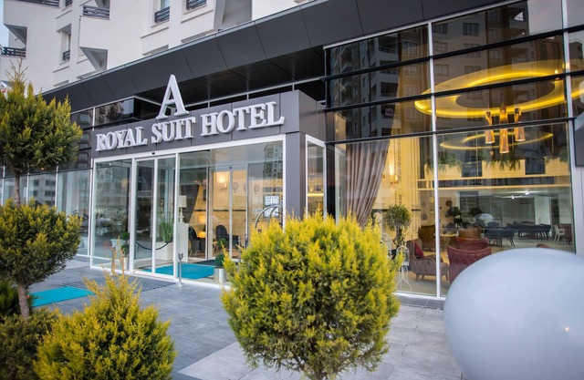 A Royal Suit Hotel